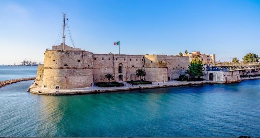 Appartamento Aragonese 73 Taranto Esterno foto